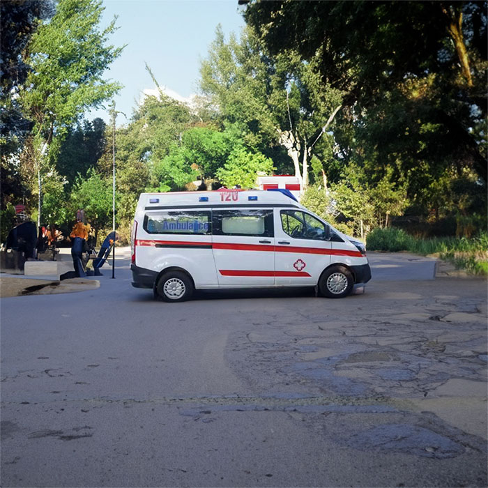 宁波出租救护车联系电话