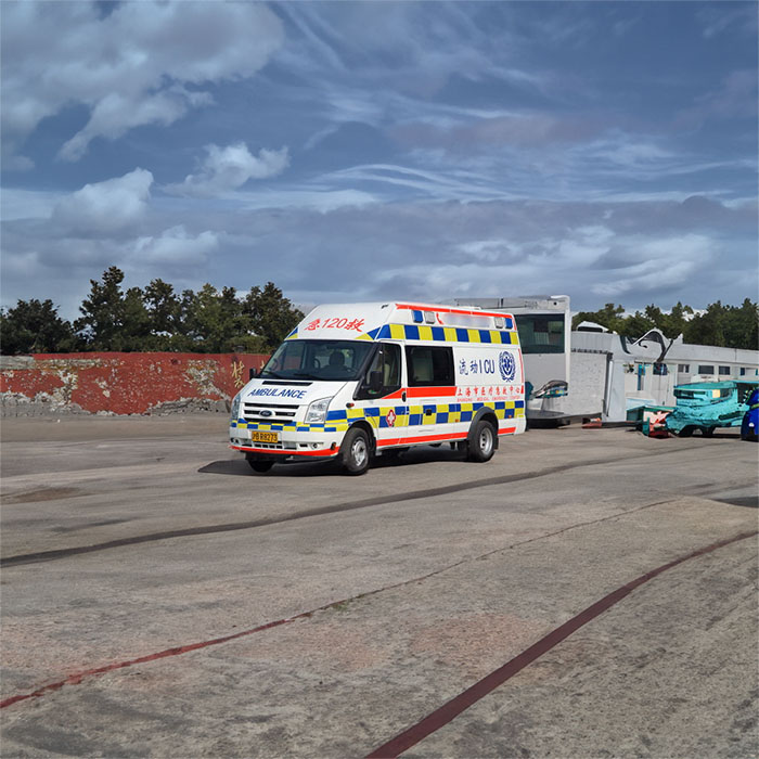 宁波租赁私人救护车联系电话