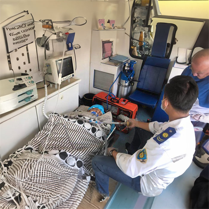 宁波出租救护车联系方式