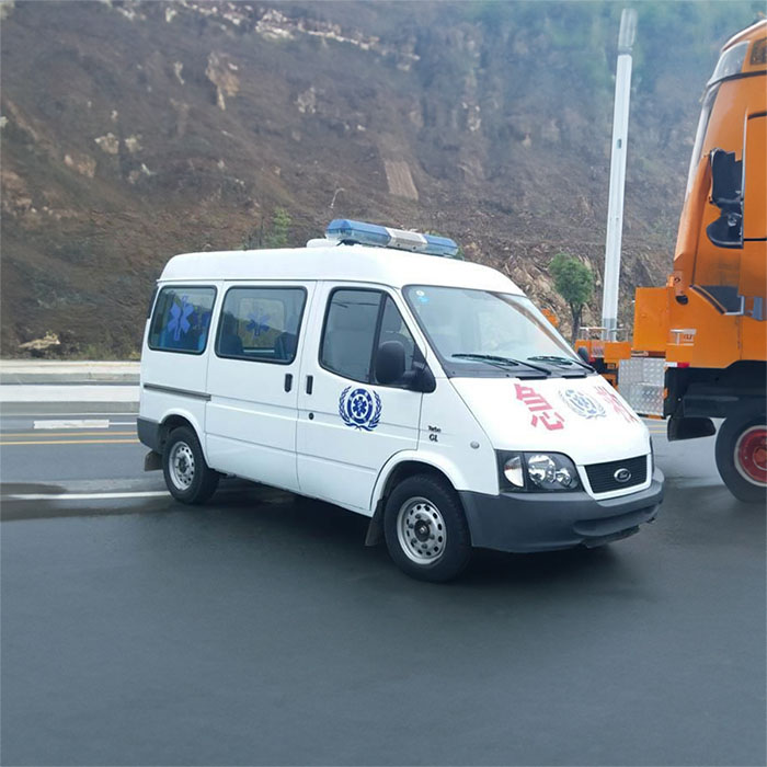 宁波租赁私人救护车电话号码