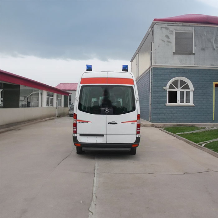 宁波租赁私人救护车联系电话