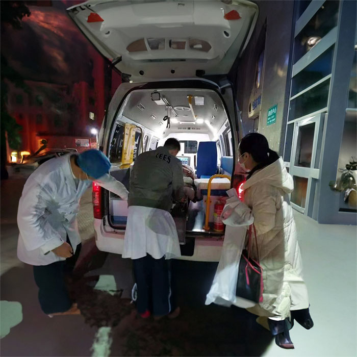 宁波出租私人救护车联系方式