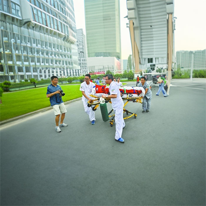 宁波出租救护车联系方式