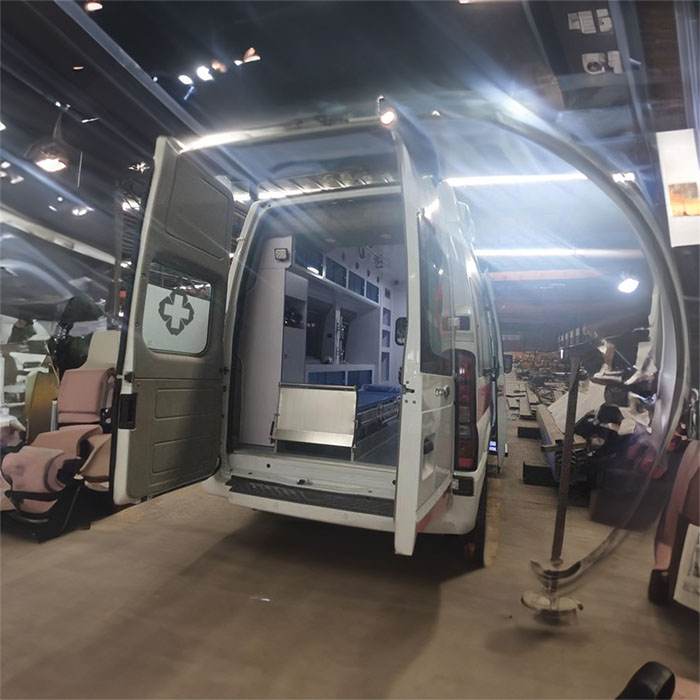 宁波租赁私人救护车联系电话