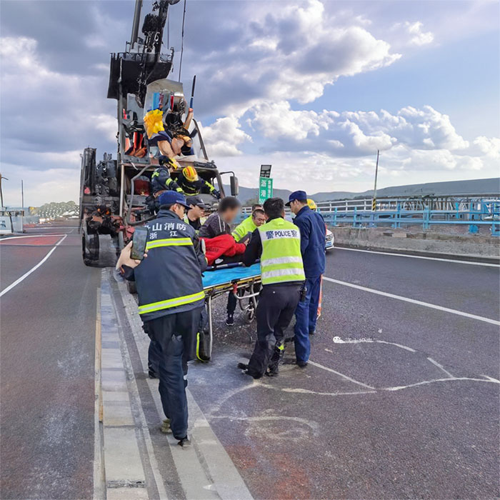 宁波出租私人救护车联系电话