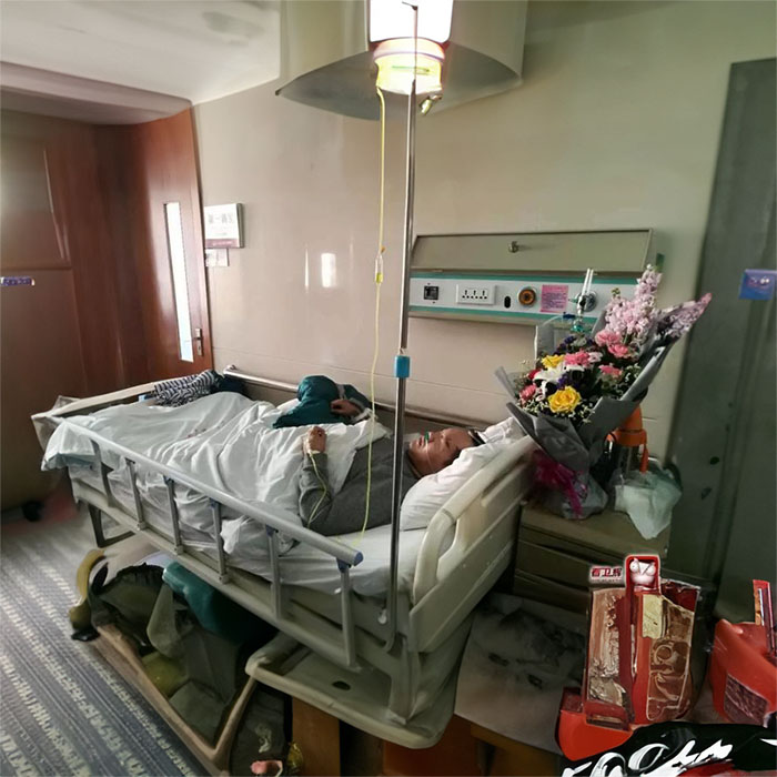 宁波出租救护车电话号码