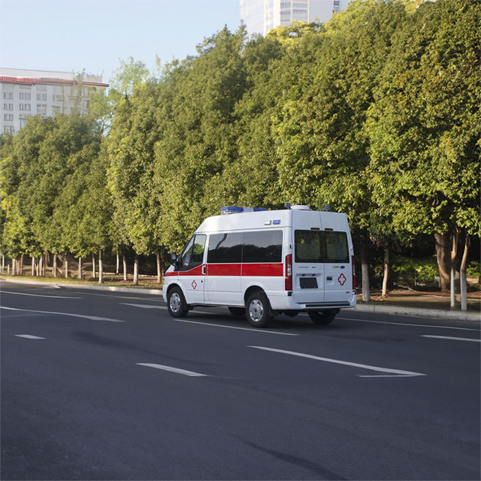 宁波租赁私人救护车联系电话