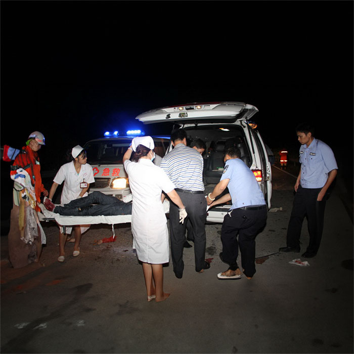 宁波出租私人救护车电话