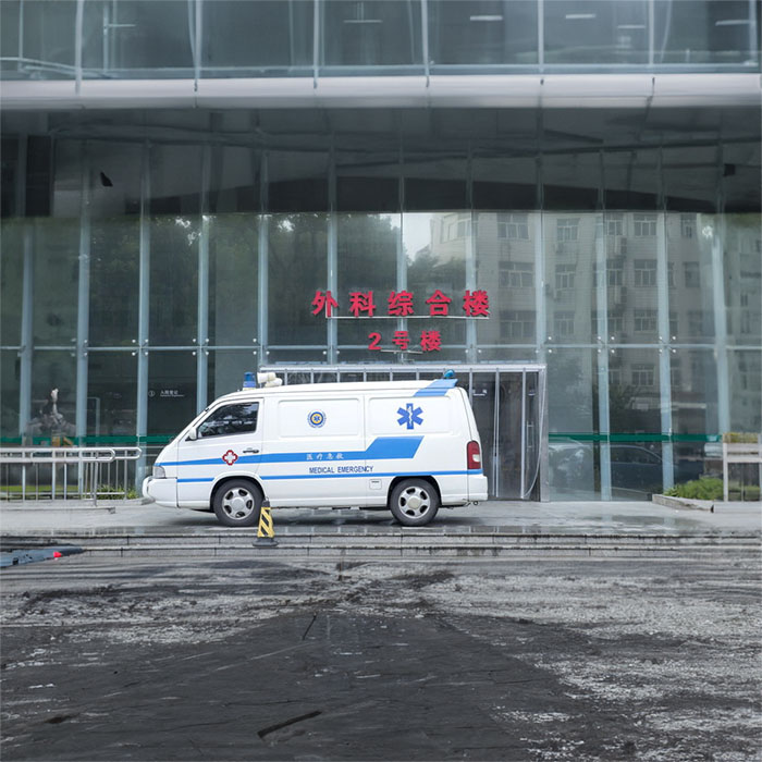 宁波租赁私人救护车联系电话